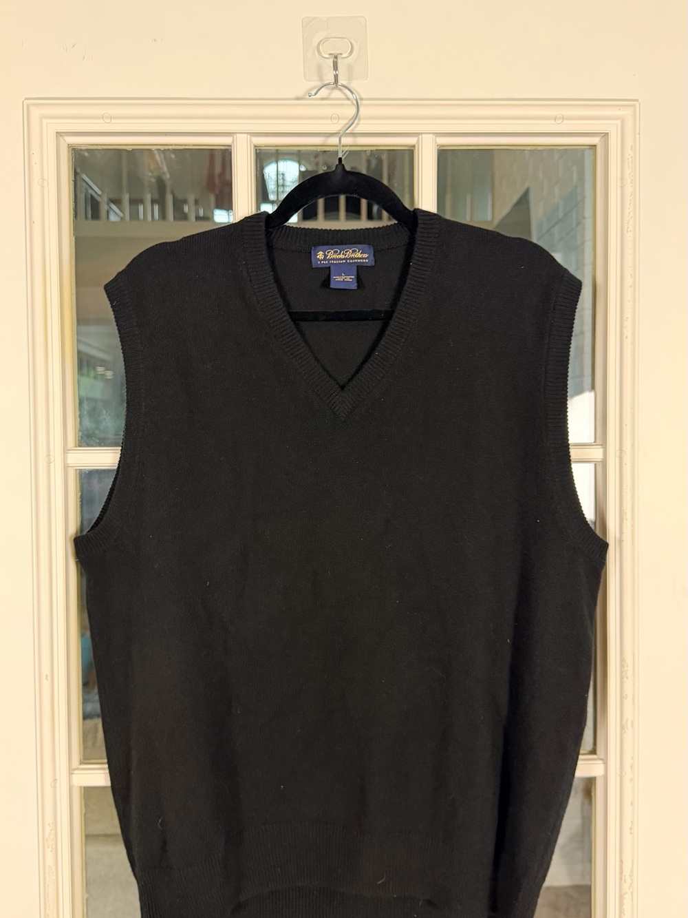 Men’s BrooksBrothers Black V-Neck Sweater Vest